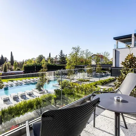 Therma Numera Longevity Semesteranläggning (resort)